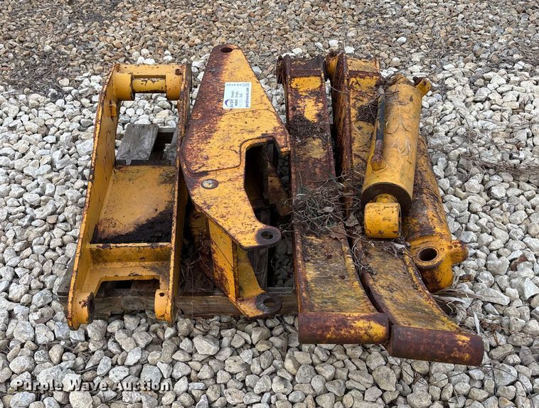 image for item EE4123 Lumber forks