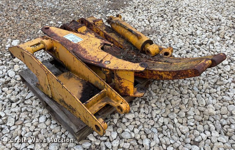 image for item EE4123 Lumber forks