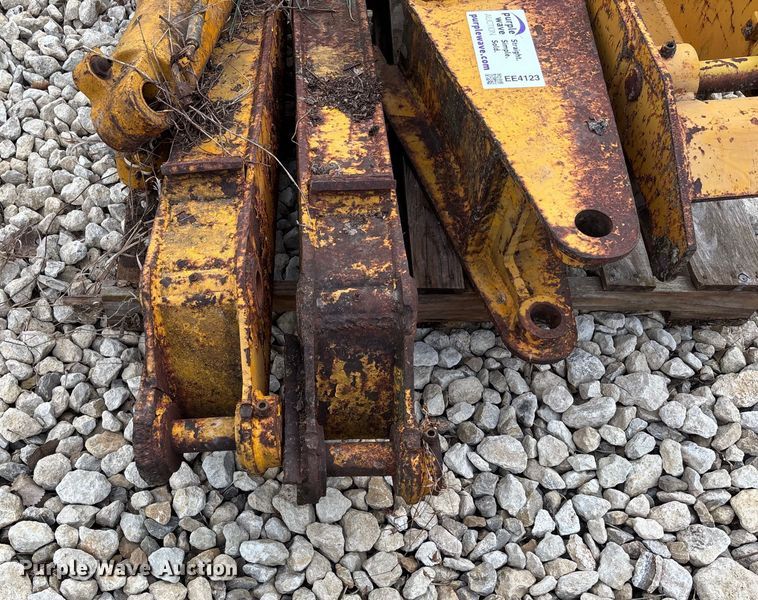 image for item EE4123 Lumber forks