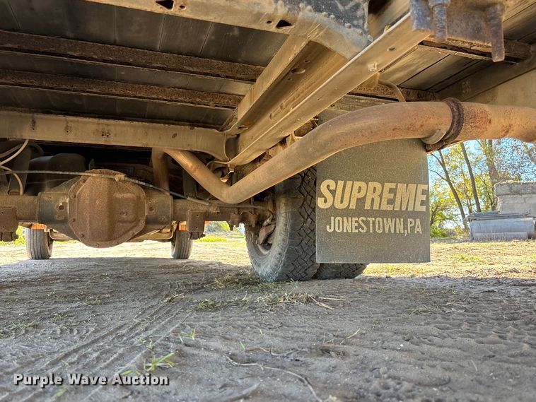 image for item EE4124 2006 GMC Savana box van