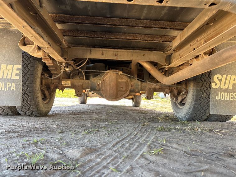 image for item EE4124 2006 GMC Savana box van