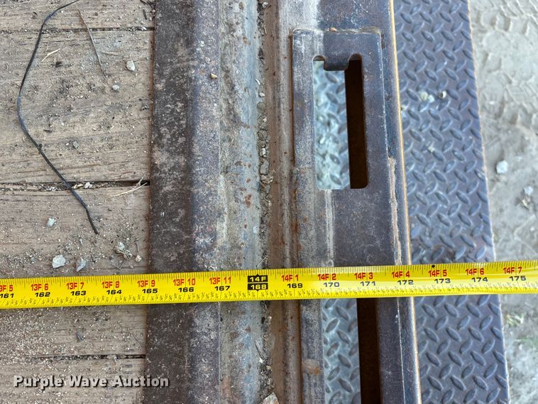 image for item EE4124 2006 GMC Savana box van