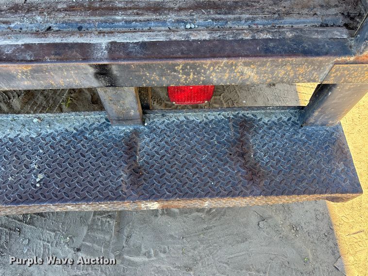 image for item EE4124 2006 GMC Savana box van