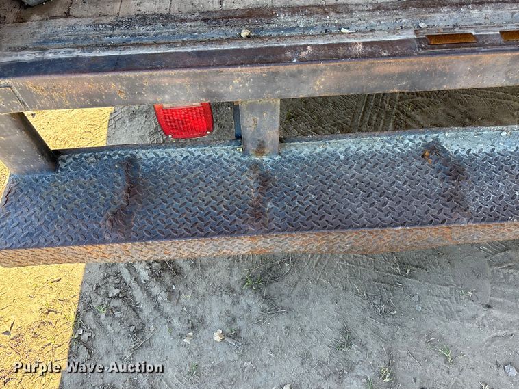 image for item EE4124 2006 GMC Savana box van