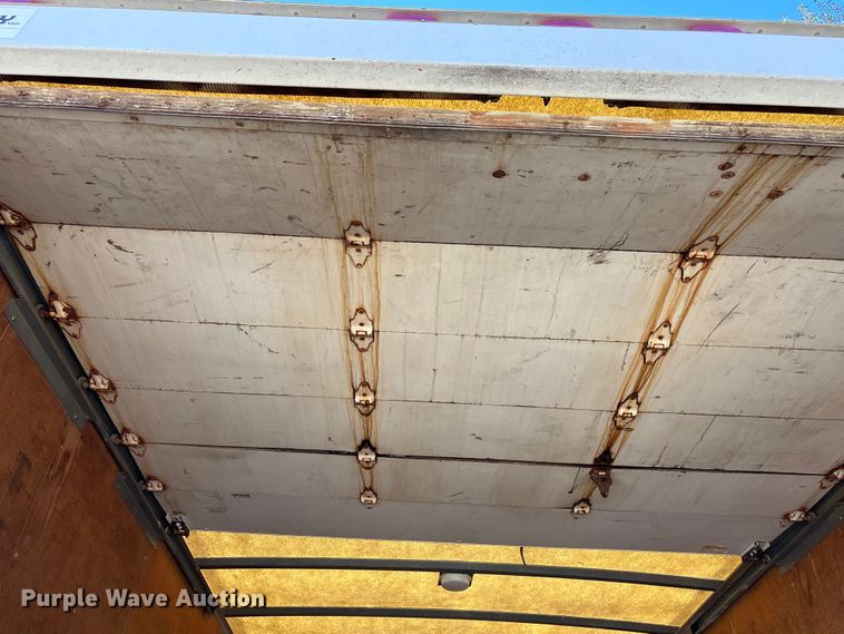 image for item EE4124 2006 GMC Savana box van