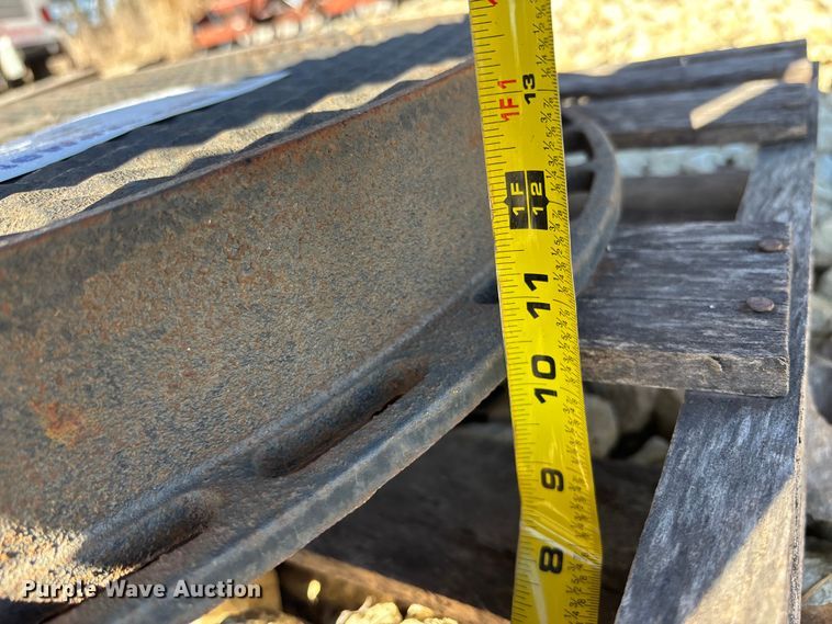 image for item EE4137 Nyloplast drain cover