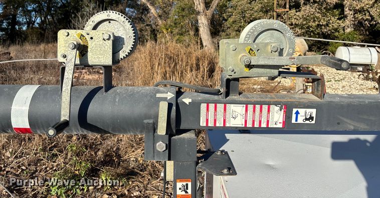 image for item EE4138 2011 Magnum MLT3060M light plant