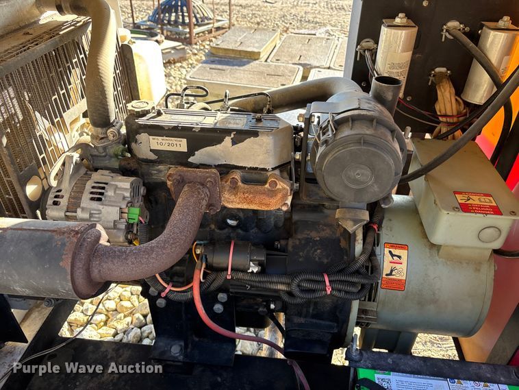 image for item EE4138 2011 Magnum MLT3060M light plant