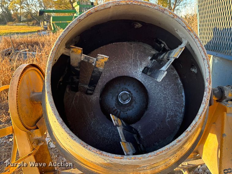 image for item EE4141 Stone Champions 950M concrete mixer