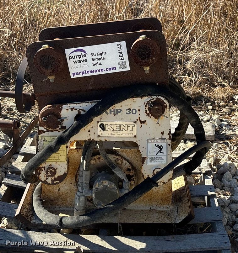 image for item EE4142 Kent KHP30 excavator plate compactor