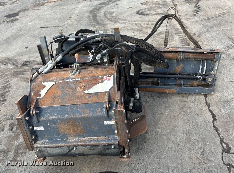 image for item EE4157 RoadHog cold planer