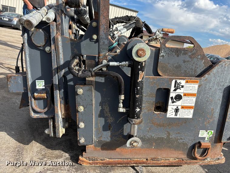 image for item EE4157 RoadHog cold planer