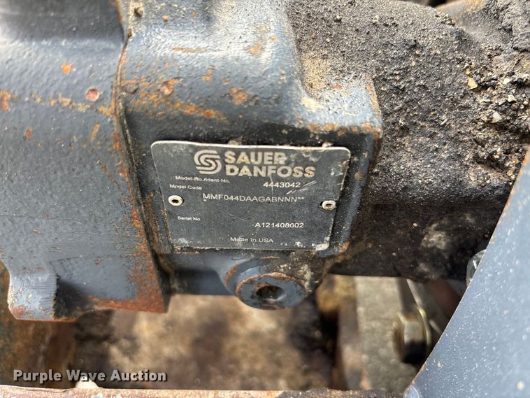 image for item EE4158 RoadHog PCP24EHSG4 cold planer