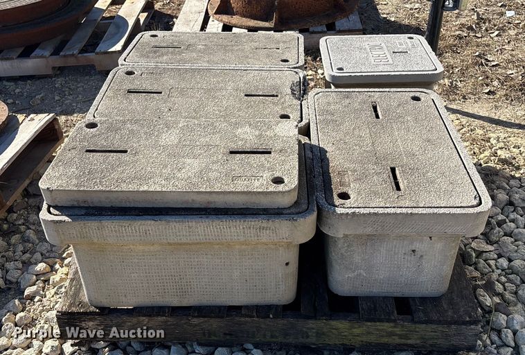 image for item EE4201 (5) underground electrical boxes