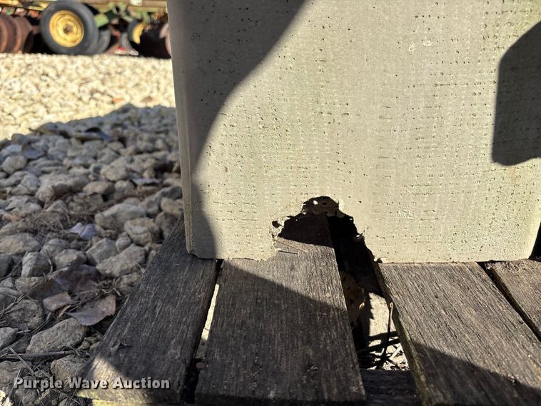 image for item EE4201 (5) underground electrical boxes