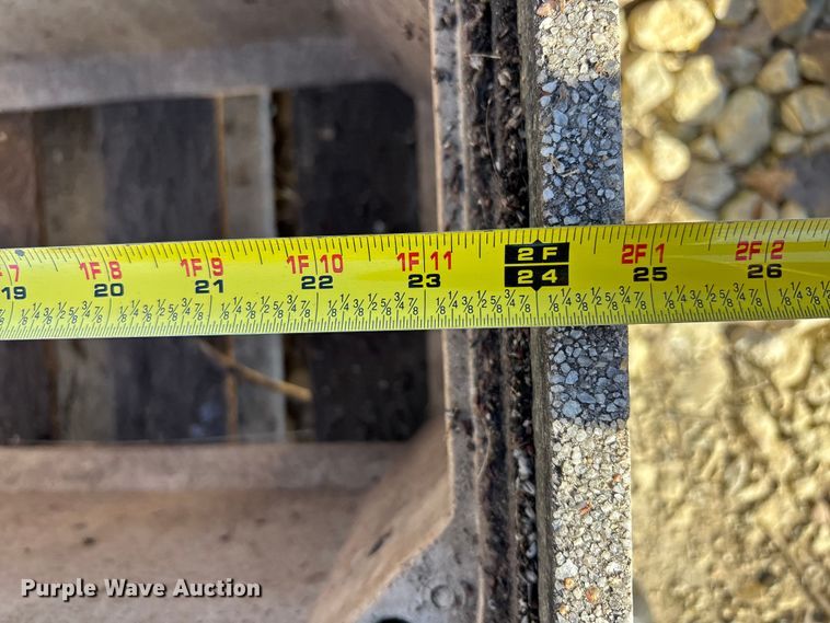 image for item EE4201 (5) underground electrical boxes