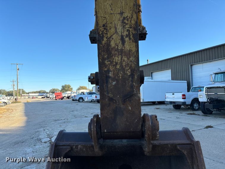 image for item EE4203 2008 Caterpillar 330D excavator