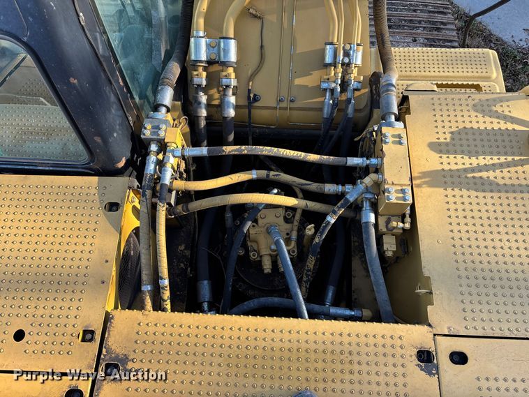 image for item EE4203 2008 Caterpillar 330D excavator