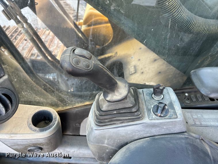 image for item EE4203 2008 Caterpillar 330D excavator