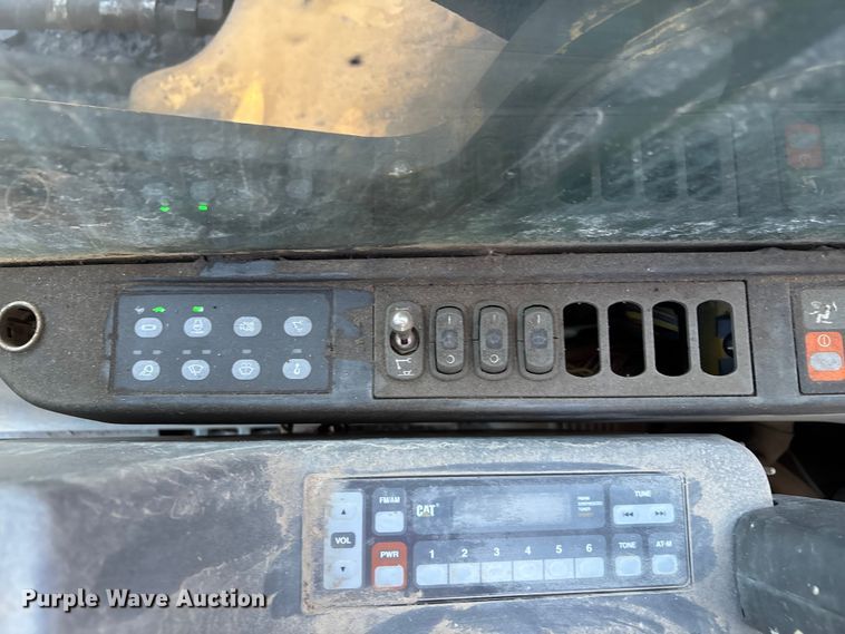 image for item EE4203 2008 Caterpillar 330D excavator