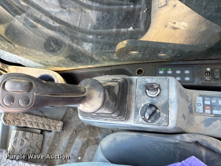 image for item EE4203 2008 Caterpillar 330D excavator