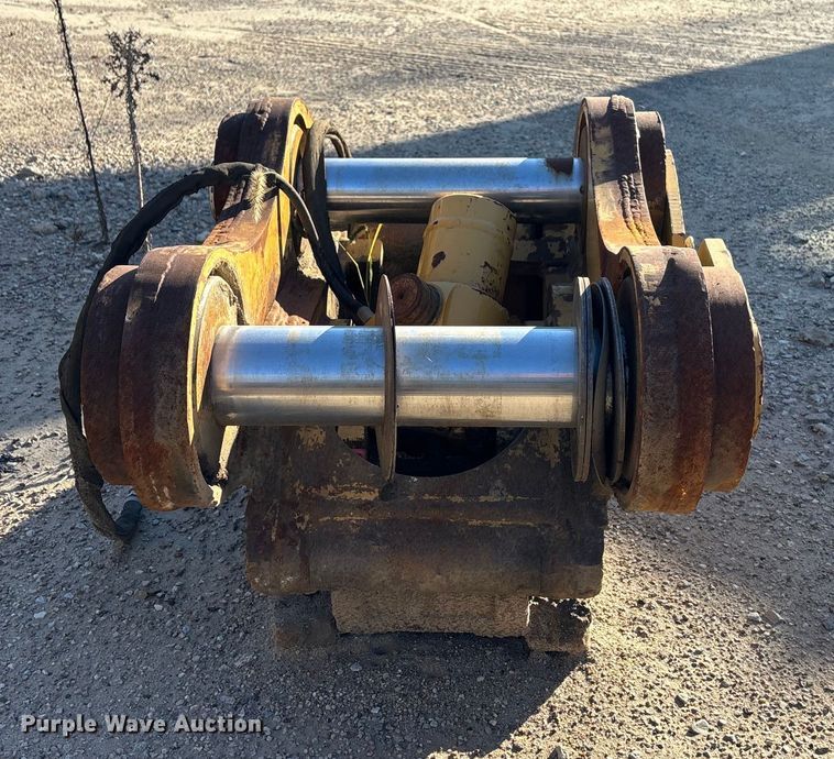 image for item EE4203 2008 Caterpillar 330D excavator