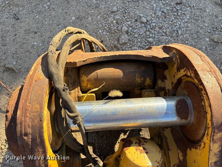 image for item EE4203 2008 Caterpillar 330D excavator