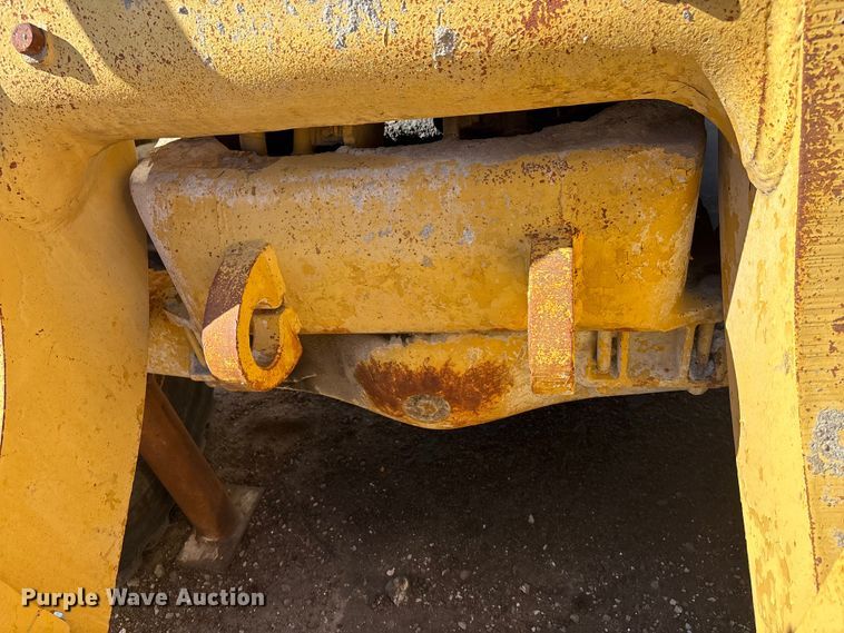 image for item EE4214 1971 Caterpillar 966C wheel loader