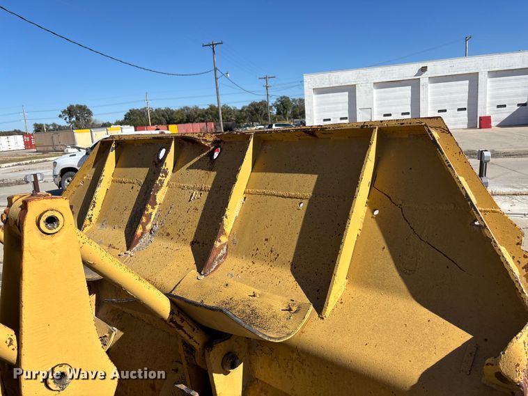 image for item EE4214 1971 Caterpillar 966C wheel loader