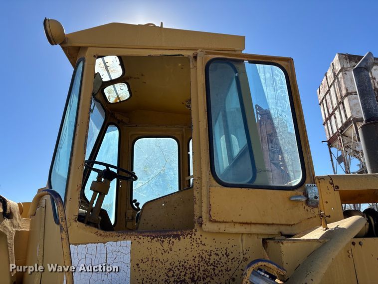image for item EE4214 1971 Caterpillar 966C wheel loader