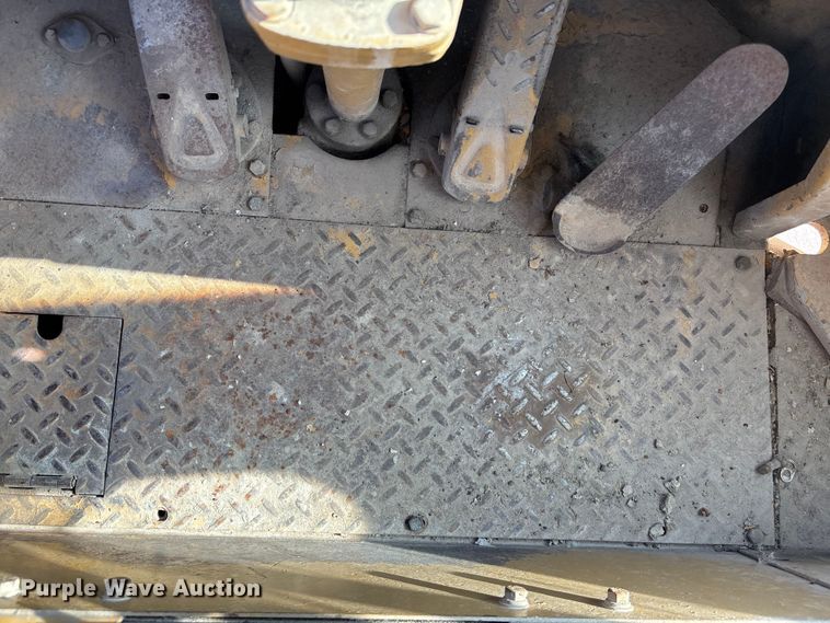 image for item EE4214 1971 Caterpillar 966C wheel loader