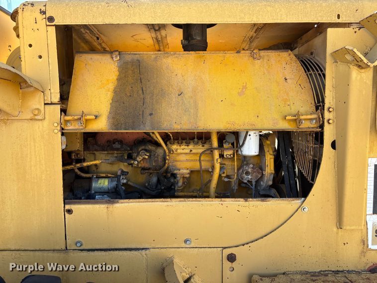 image for item EE4214 1971 Caterpillar 966C wheel loader