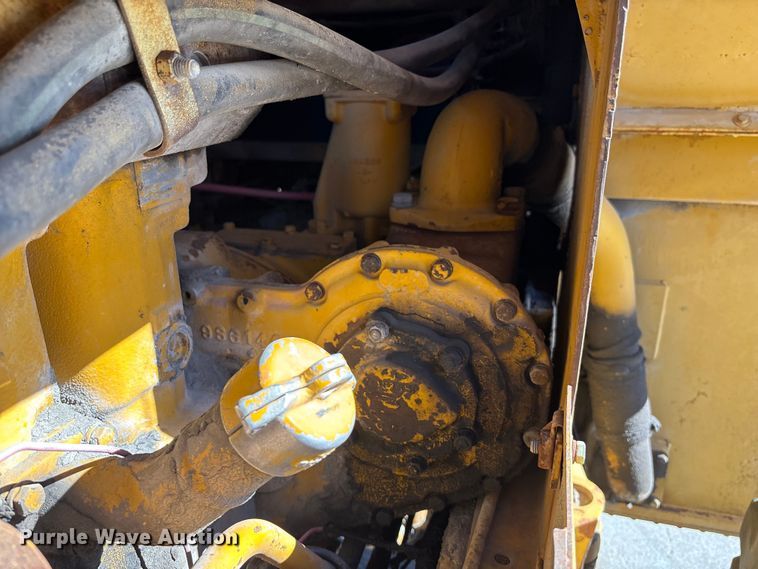 image for item EE4214 1971 Caterpillar 966C wheel loader