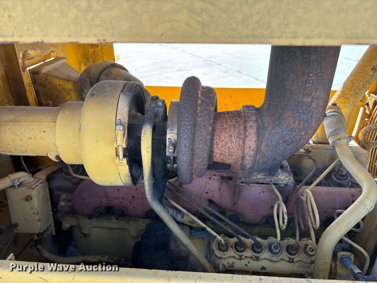 image for item EE4214 1971 Caterpillar 966C wheel loader