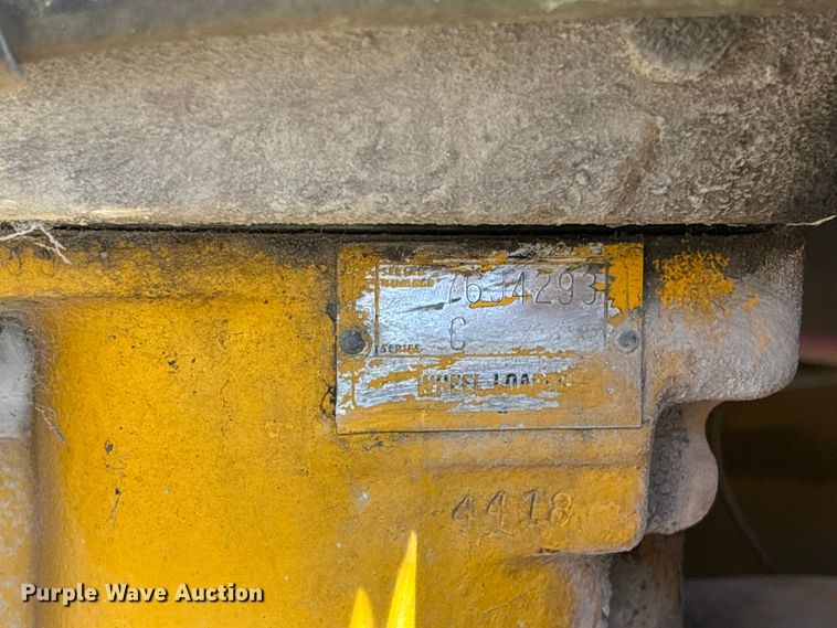 image for item EE4214 1971 Caterpillar 966C wheel loader