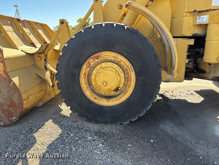 image for item EE4214 1971 Caterpillar 966C wheel loader