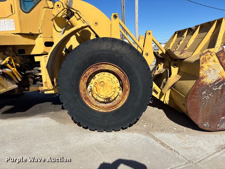 image for item EE4214 1971 Caterpillar 966C wheel loader