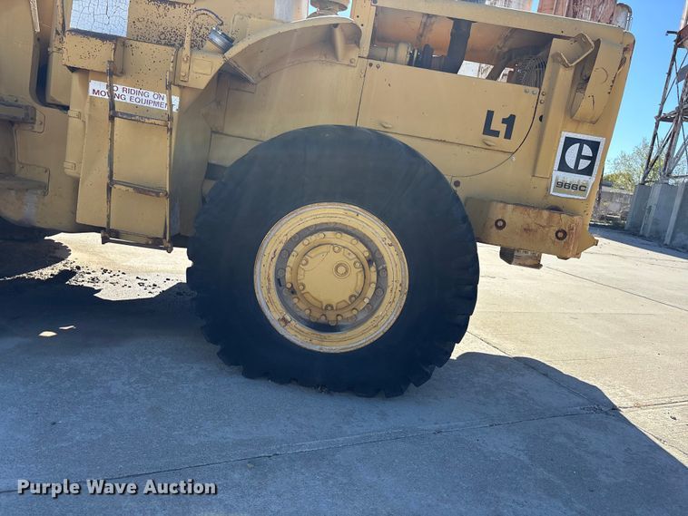 image for item EE4214 1971 Caterpillar 966C wheel loader