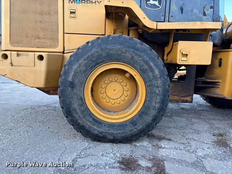 image for item EE4216 2005 John Deere 444J wheel loader