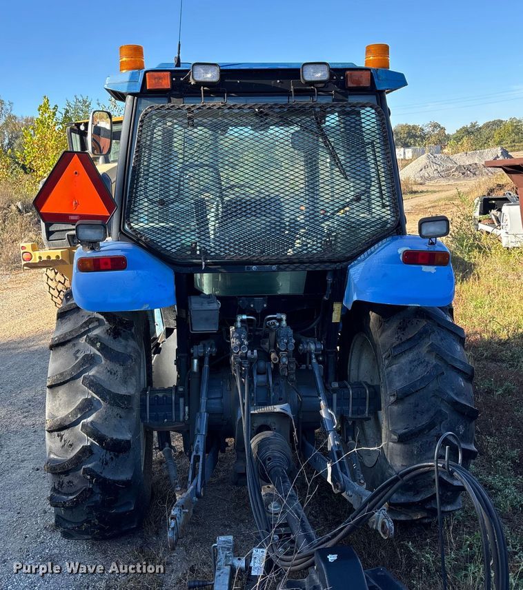 image for item EE4224 New Holland TS 100 tractor