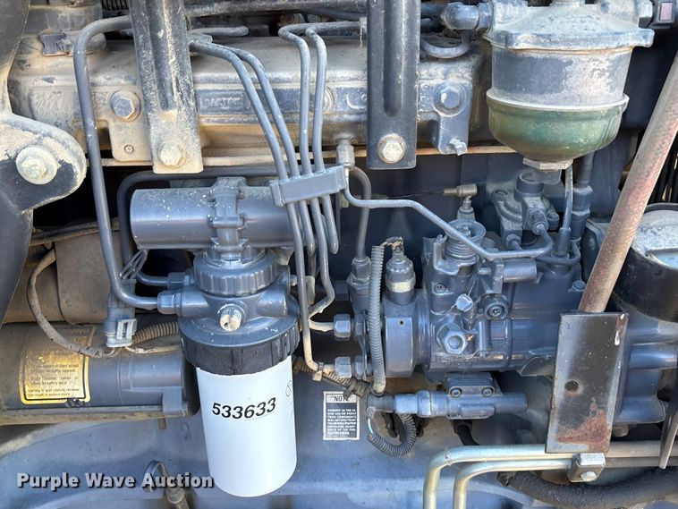 image for item EE4224 New Holland TS 100 tractor