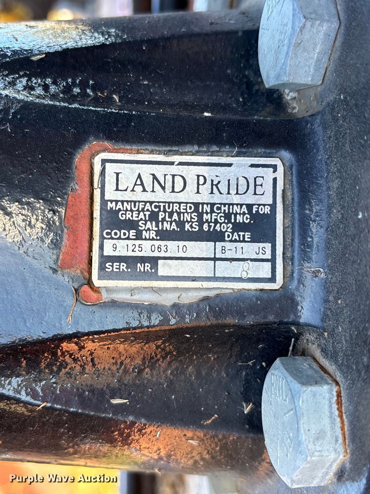 image for item EE4226 Land Pride  RCBM6610 rotary mower