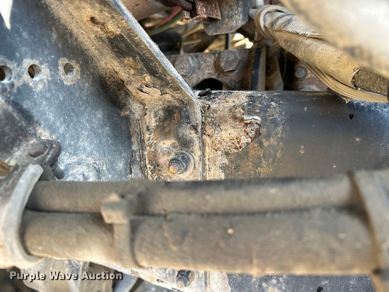 image for item EE4327 2007 Kenworth T800 semi truck