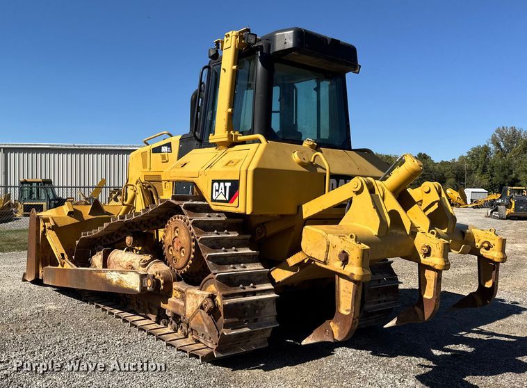 image for item EF2218 2017 Caterpillar D6N XL dozer