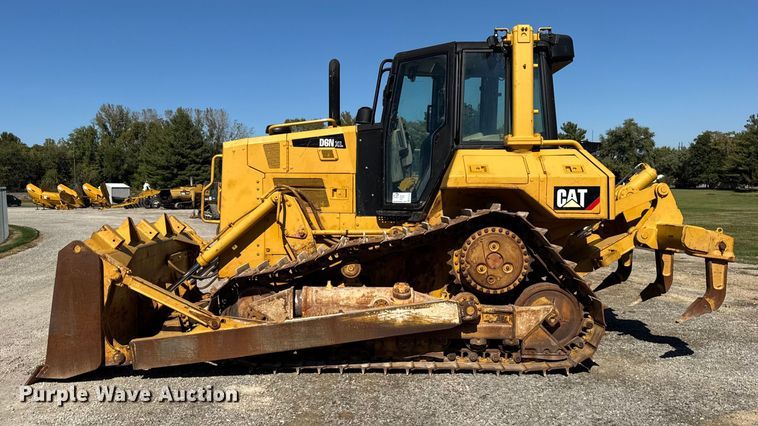 image for item EF2218 2017 Caterpillar D6N XL dozer