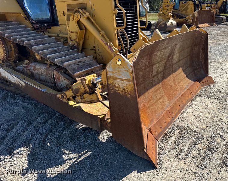 image for item EF2218 2017 Caterpillar D6N XL dozer