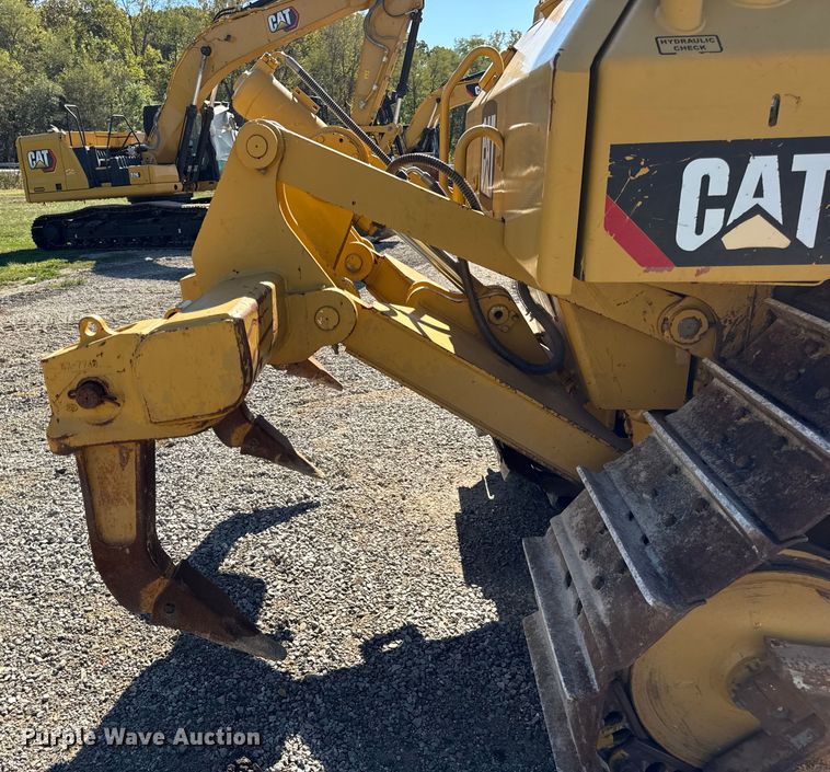 image for item EF2218 2017 Caterpillar D6N XL dozer