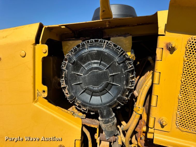 image for item EF2218 2017 Caterpillar D6N XL dozer