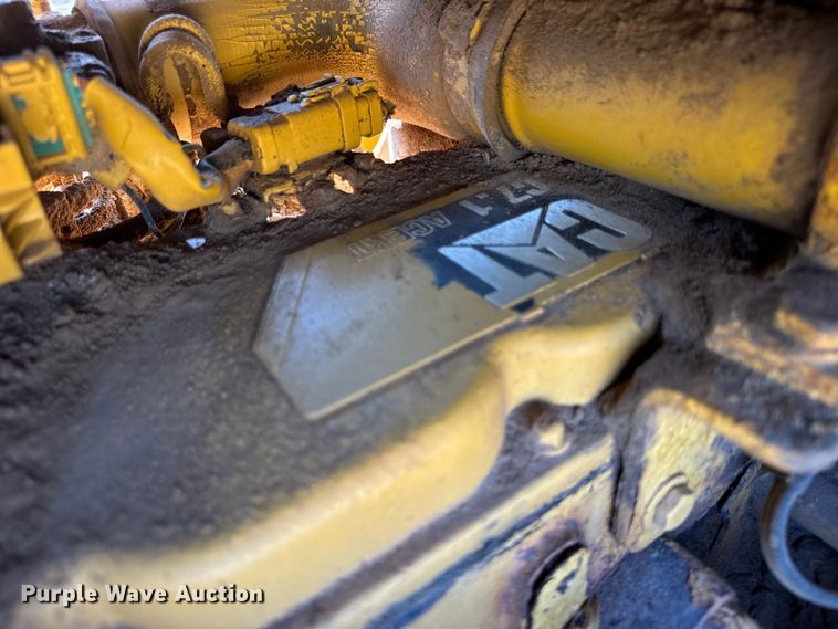 image for item EF2218 2017 Caterpillar D6N XL dozer