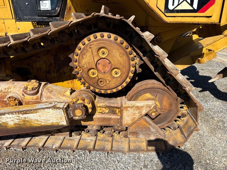 image for item EF2218 2017 Caterpillar D6N XL dozer